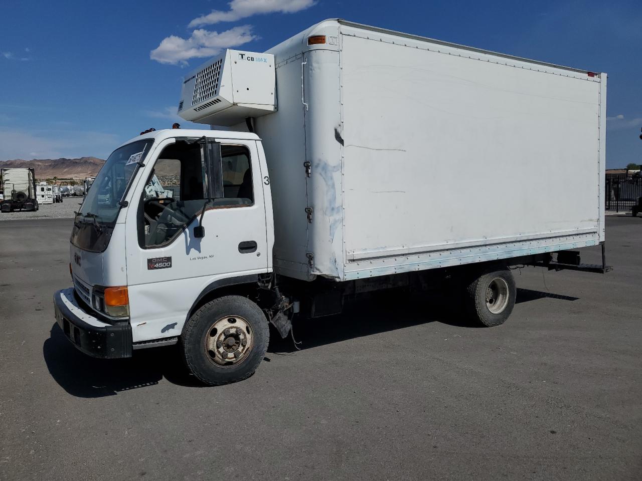 GMC W-SERIES W4500 W450  *J8DC4B143X7000797*