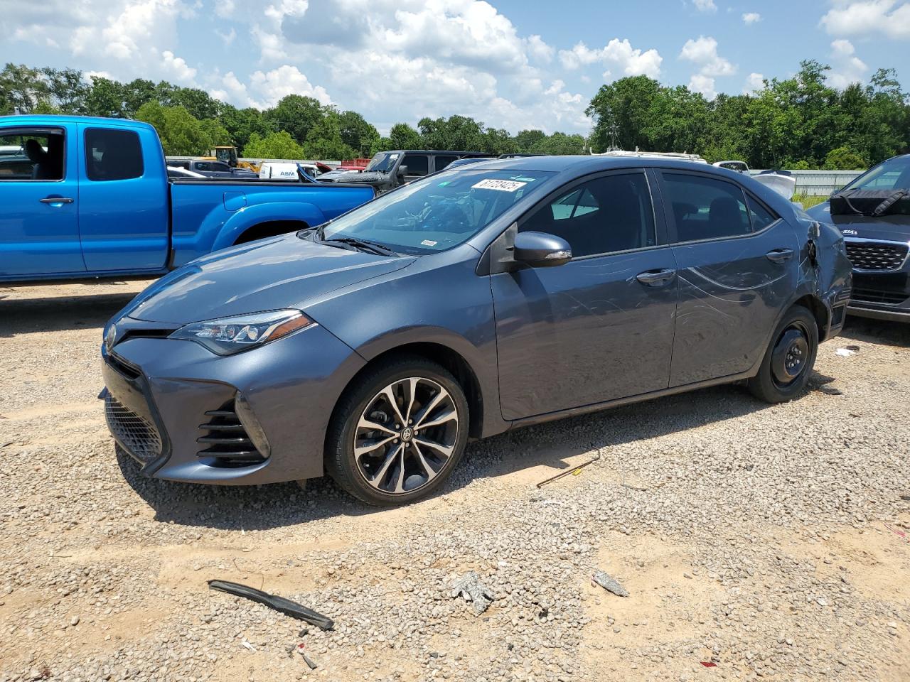 TOYOTA COROLLA L  *5YFBURHEXJP837752*