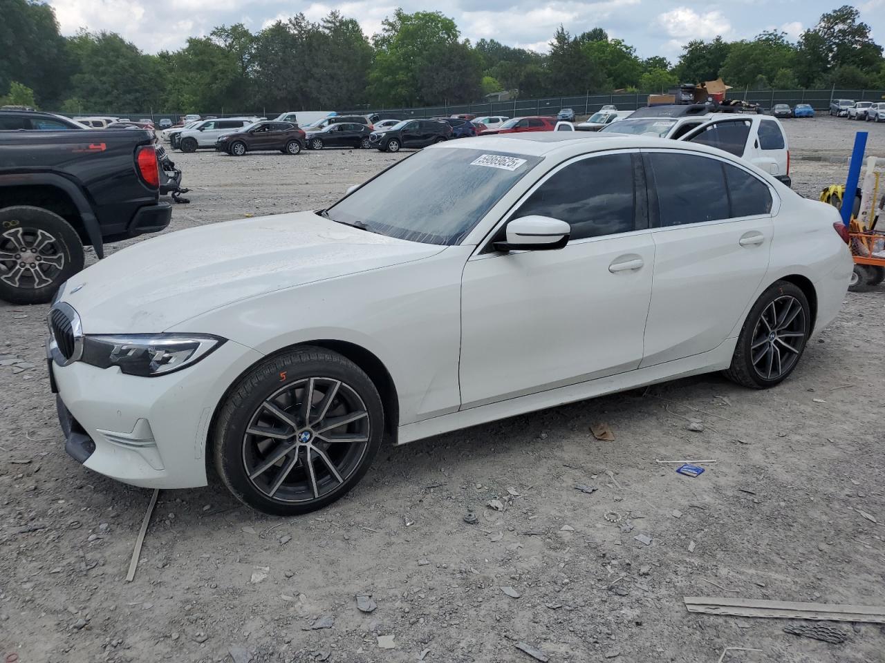 BMW 3 SERIES 330I  *3MW5R1J01L8B13902*