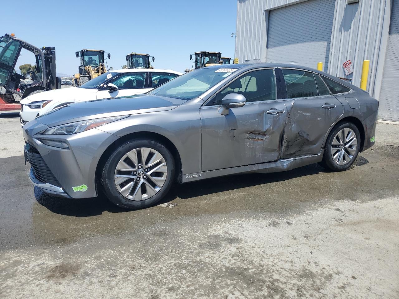 TOYOTA MIRAI LE   *JTDAAAAA6NA007342*