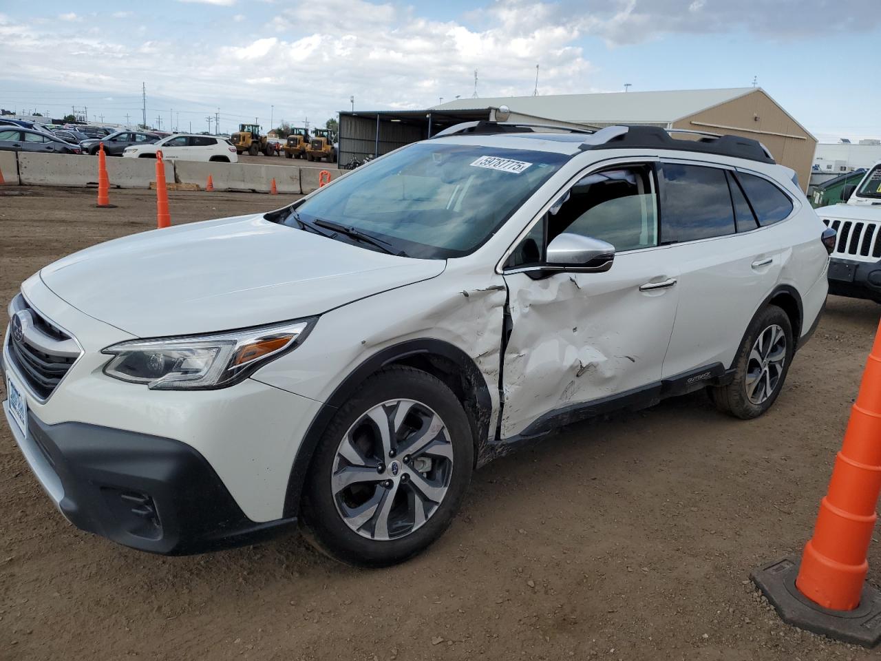 SUBARU OUTBACK TO  *4S4BTAPC4N3213024*