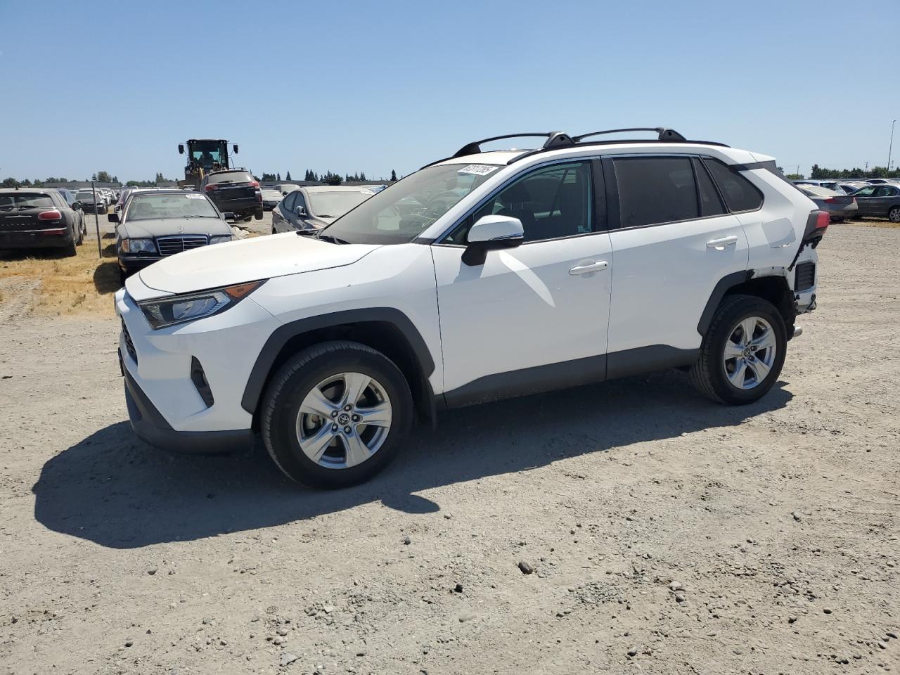 TOYOTA RAV4 XLE  *2T3P1RFV3KC003851*