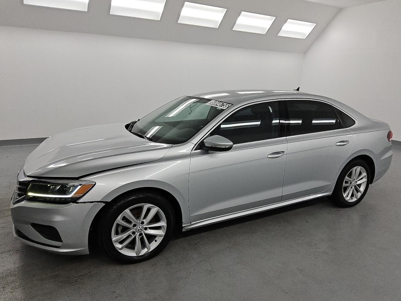 VOLKSWAGEN PASSAT SE  *1VWSA7A3XLC014009*