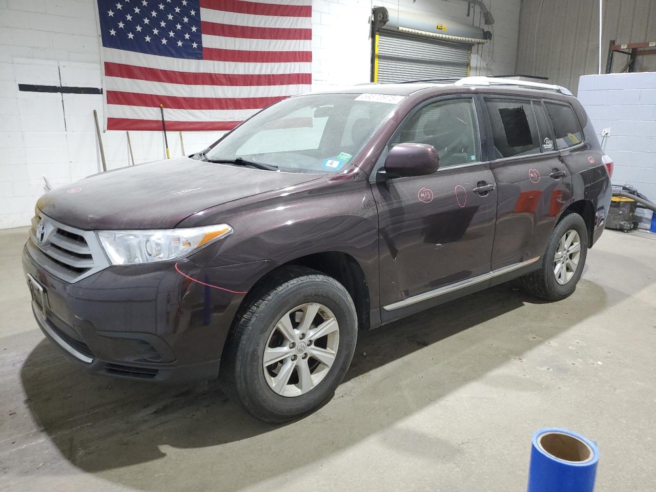 TOYOTA HIGHLANDER   *5TDBK3EH4DS201695*