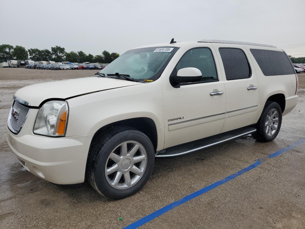 GMC YUKON XL D  *1GKS2MEF9DR371946*