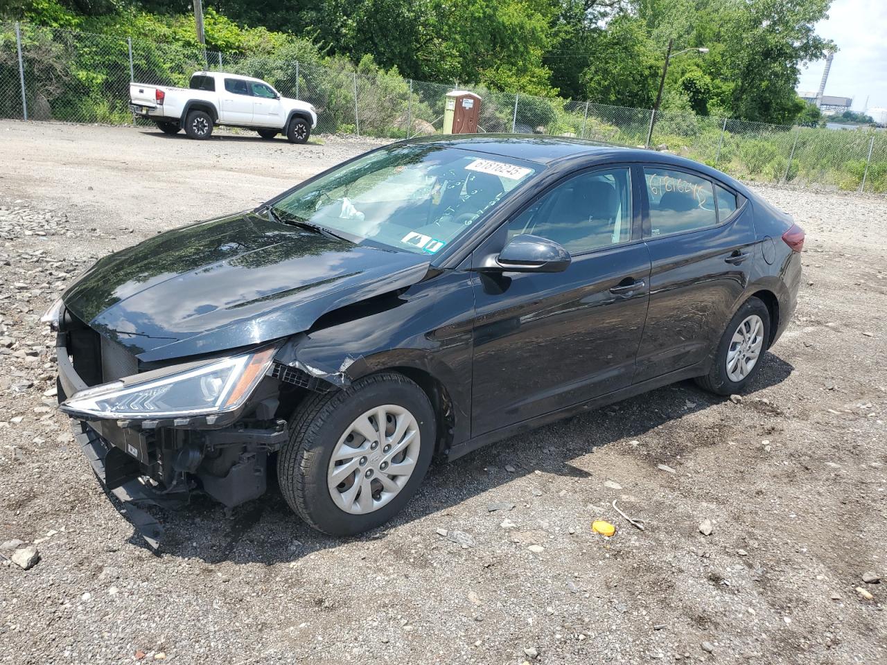 HYUNDAI ELANTRA SE  *KMHD74LF5LU946379*