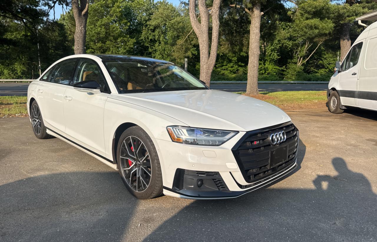 AUDI S8   *WAU8SAF82LN011960*