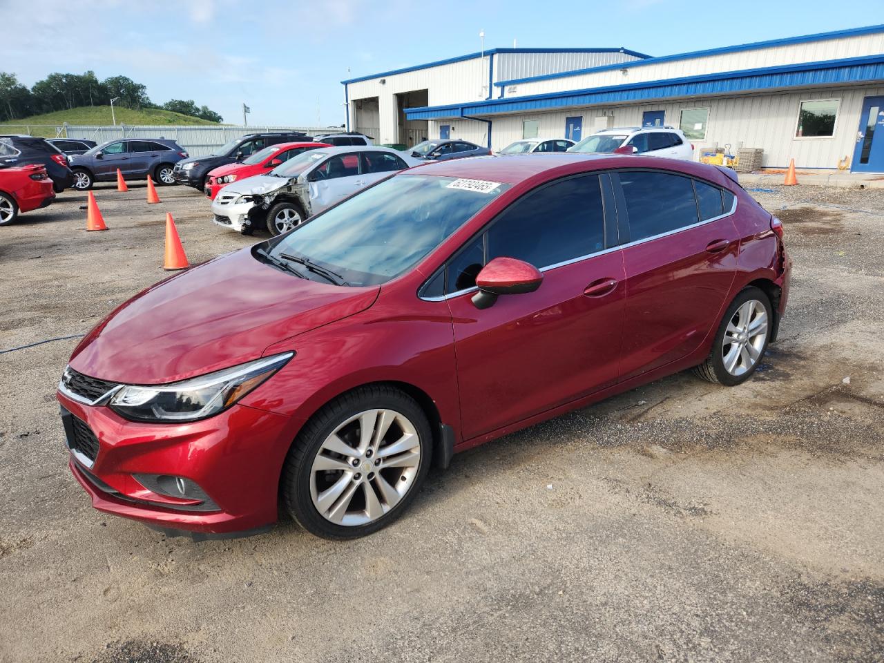 CHEVROLET CRUZE LT  *3G1BE6SMXJS649658*