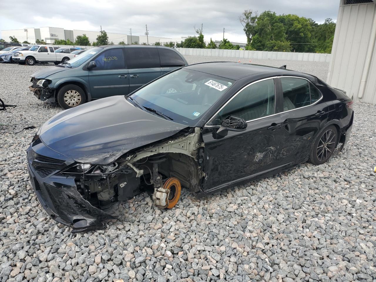 TOYOTA CAMRY SE  *4T1G11AK8MU463676*