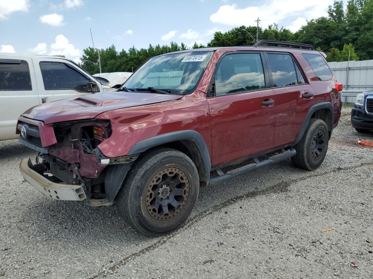 TOYOTA 4RUNNER SR  *JTEBU5JR9B5045575*
