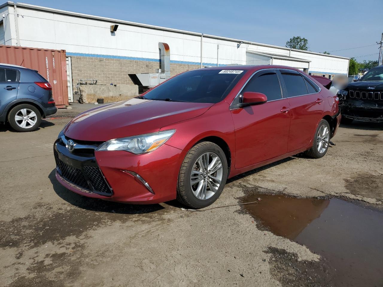 TOYOTA CAMRY SE A  *4T1BF1FK7HU668173*