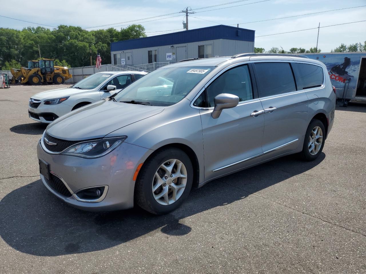 CHRYSLER PACIFICA T  *2C4RC1BG7HR533558*
