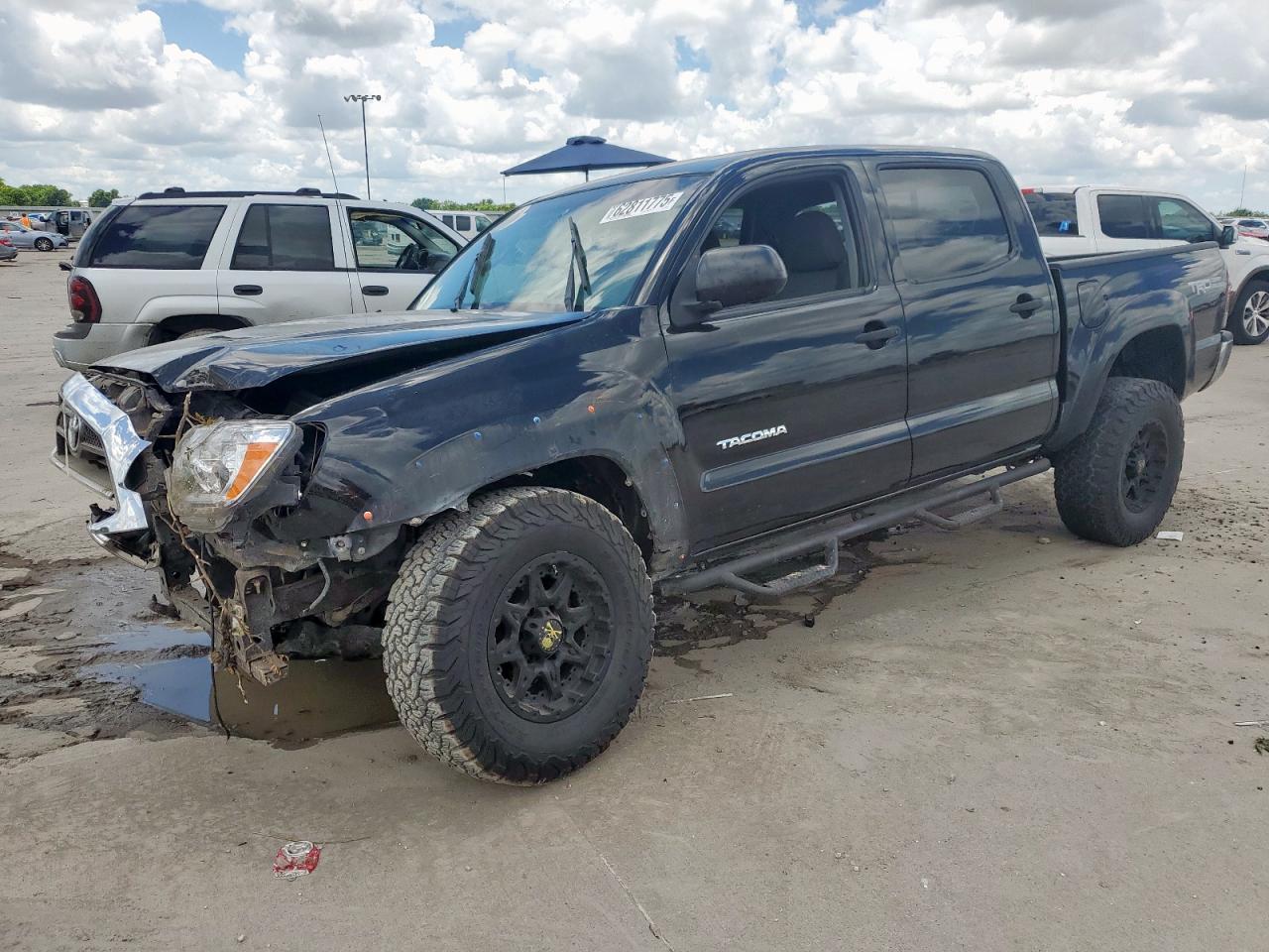 TOYOTA TACOMA DOU  *5TFLU4EN0CX031869*