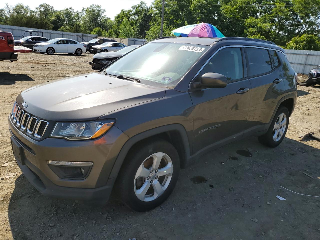 JEEP COMPASS LA  *3C4NJDBBXKT599133*