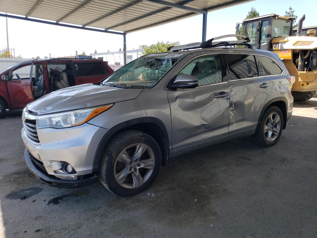 TOYOTA HIGHLANDER   *5TDDKRFH8FS138811*