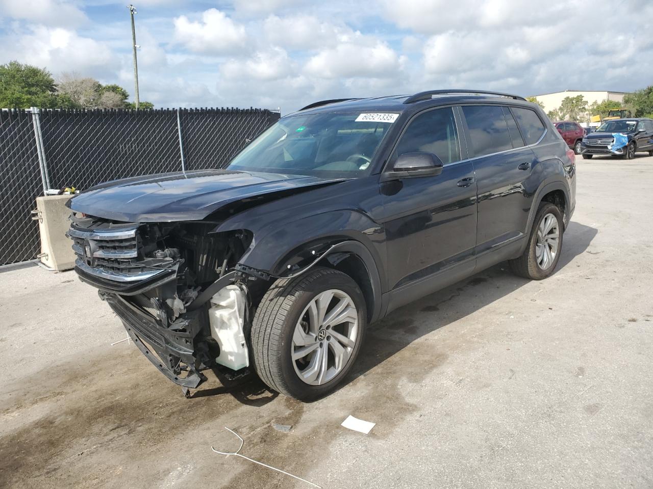 VOLKSWAGEN ATLAS SE  *1V2WR2CA2MC572111*