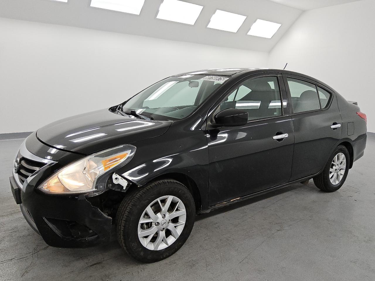 NISSAN VERSA S  *3N1CN7AP1KL843958*