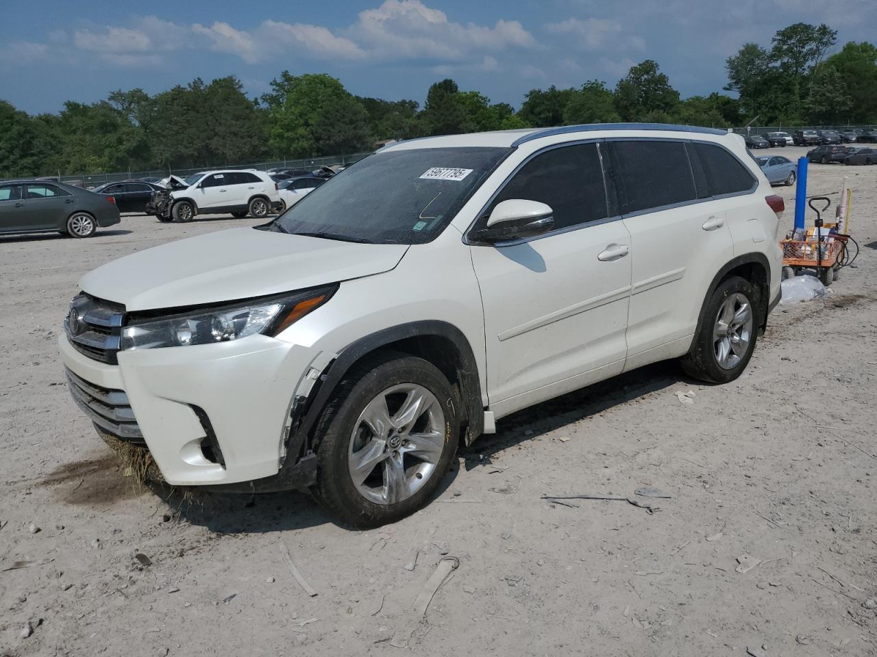 TOYOTA HIGHLANDER   *5TDDZRFH1KS922429*