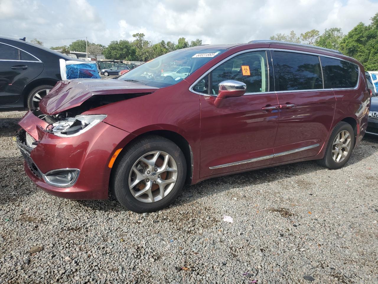 CHRYSLER PACIFICA L  *2C4RC1GG9JR269192*