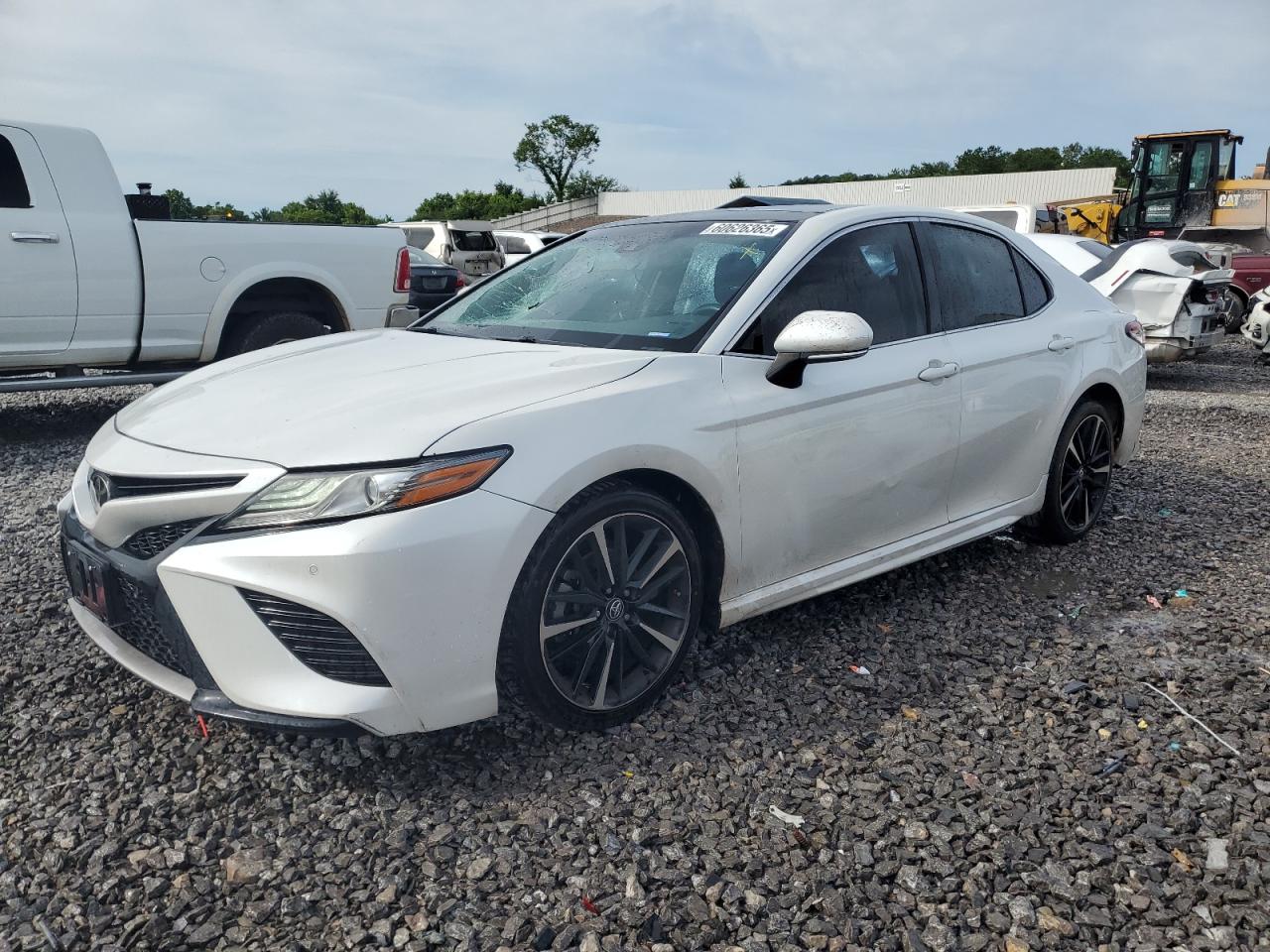 TOYOTA CAMRY XSE  *4T1B61HK4JU129173*