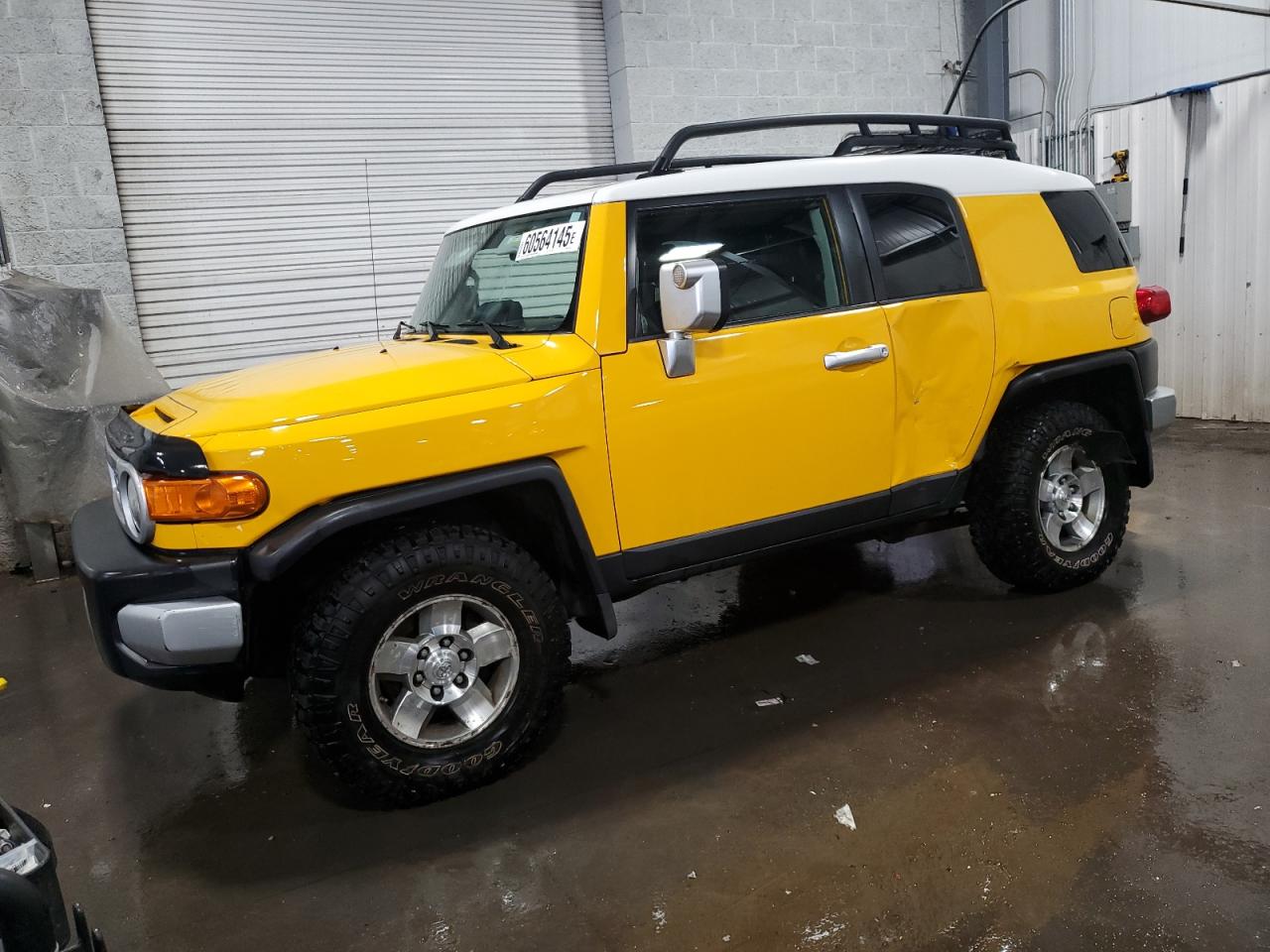 TOYOTA FJ CRUISER   *JTEBU11F88K054079*