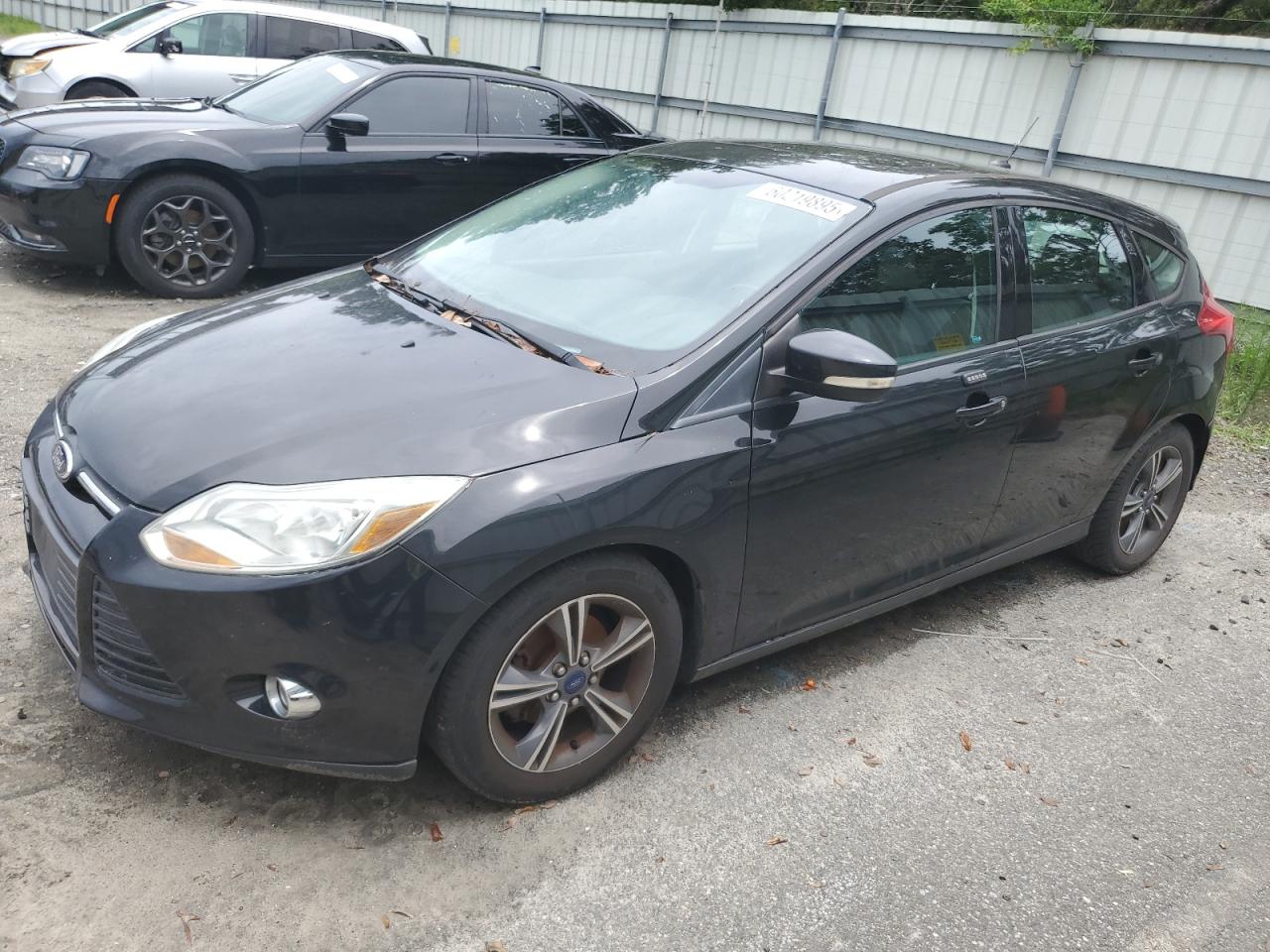vehicle photo