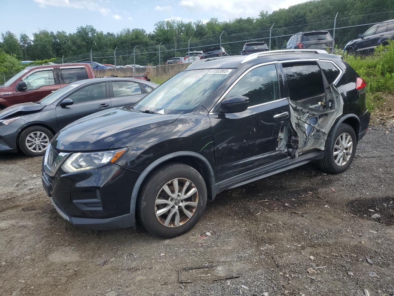 NISSAN ROGUE S  *KNMAT2MVXHP609287*