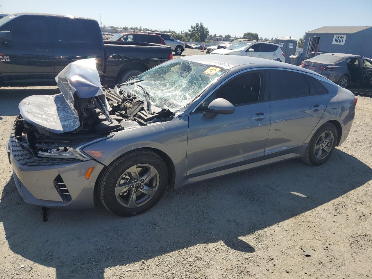 KIA K5 LXS  *5XXG14J24MG002003*