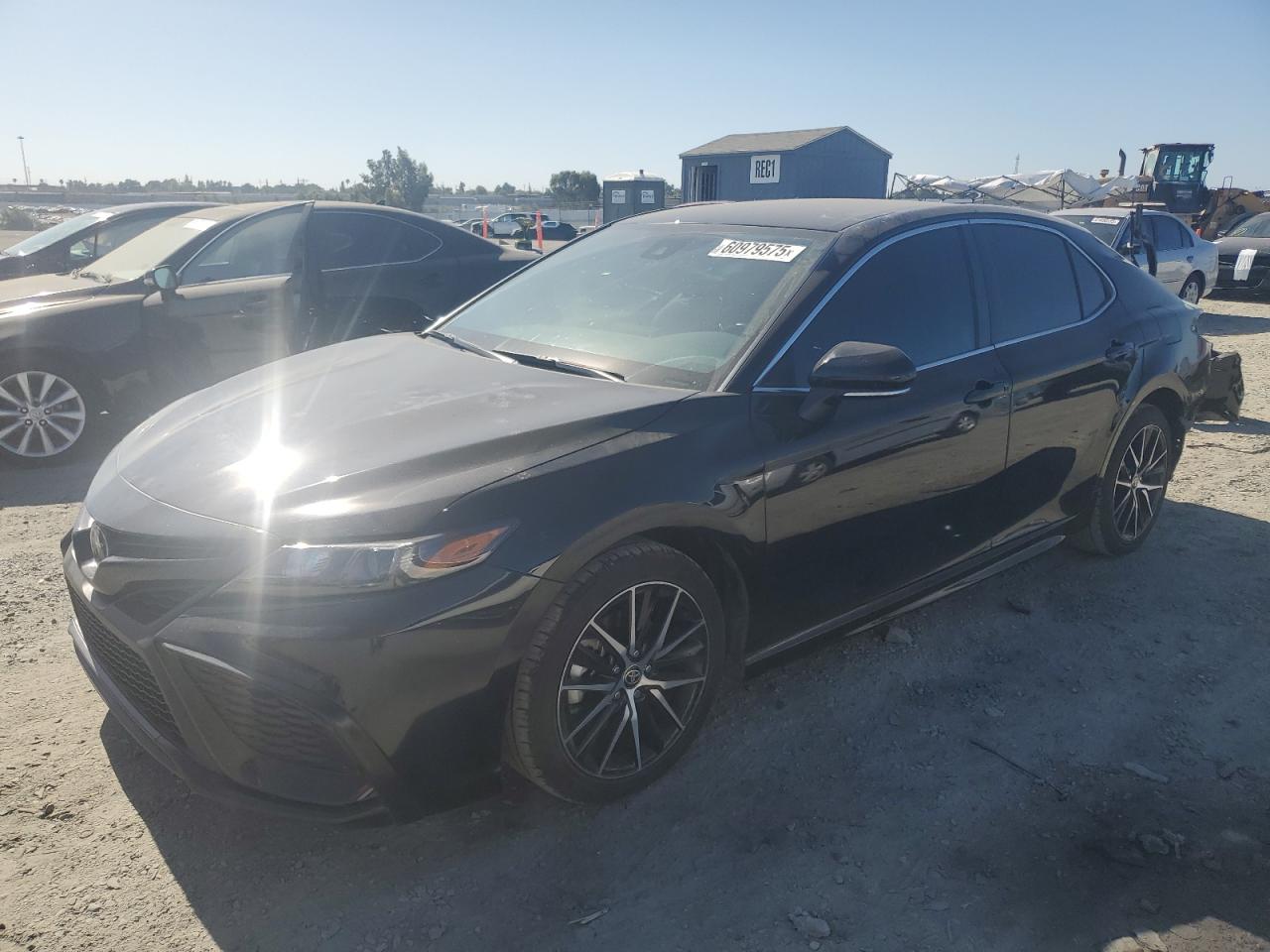 TOYOTA CAMRY SE N  *4T1T11AK6RU898248*