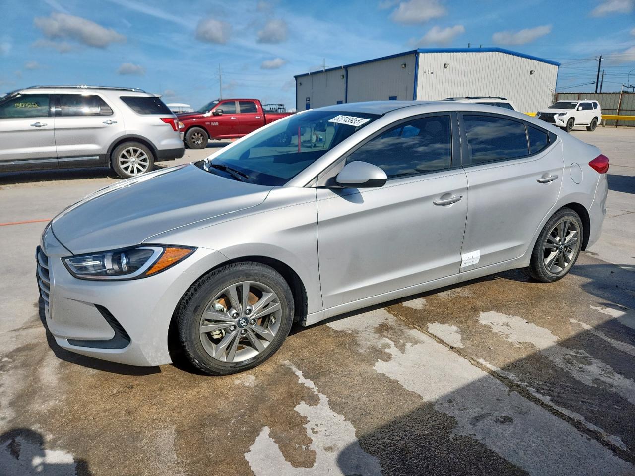 HYUNDAI ELANTRA SE  *5NPD84LF3HH212780*