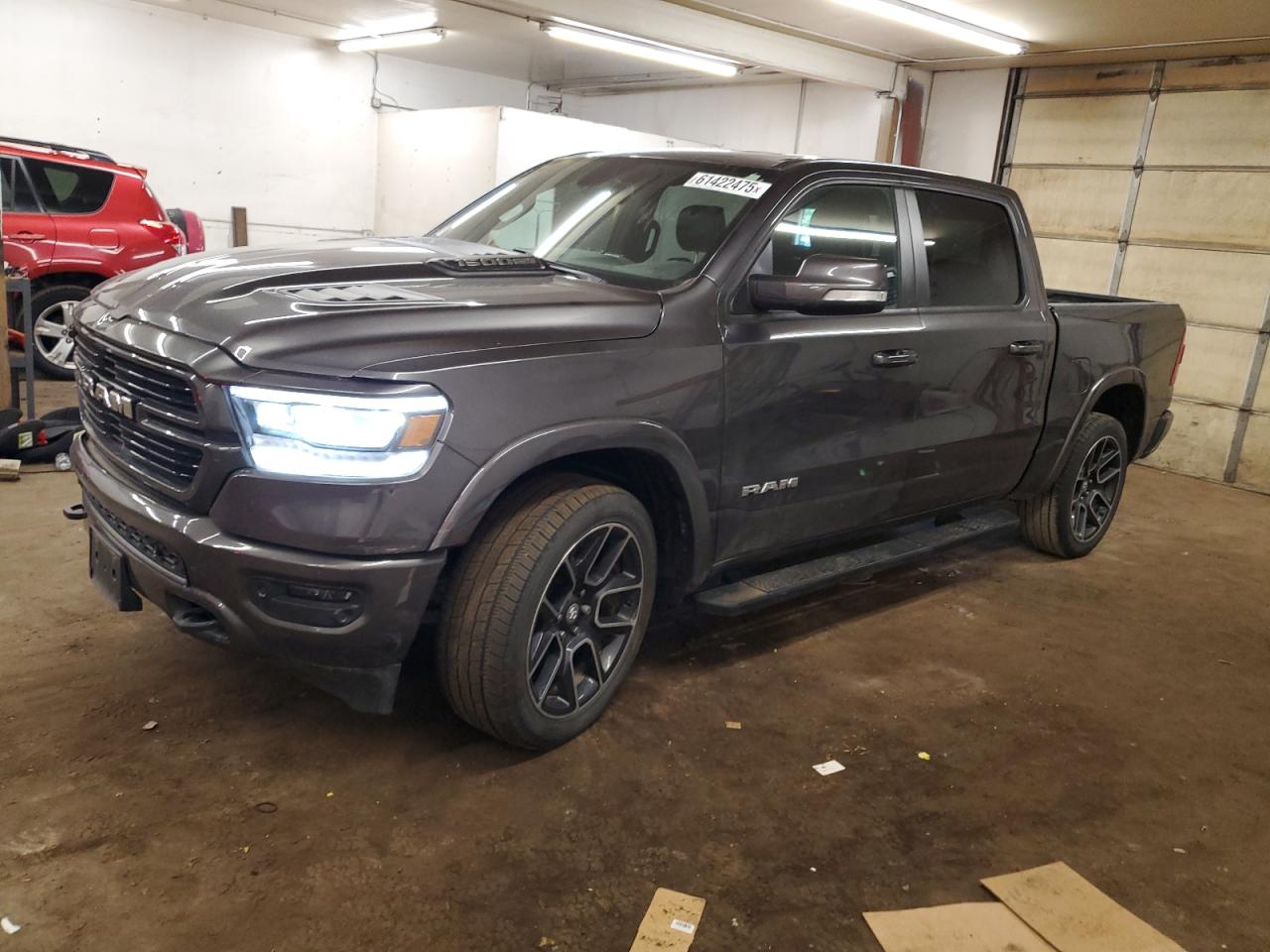 RAM 1500 LARAM  *1C6SRFJTXKN696194*