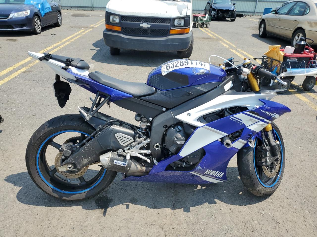 vehicle photo