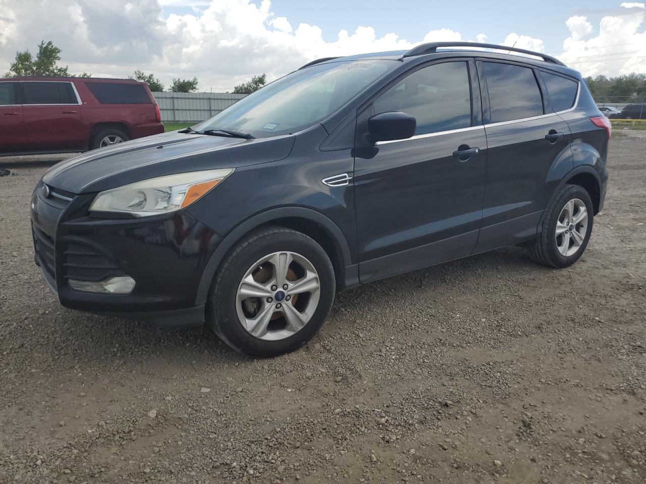 FORD ESCAPE SE  *1FMCU0GX8GUC41761*