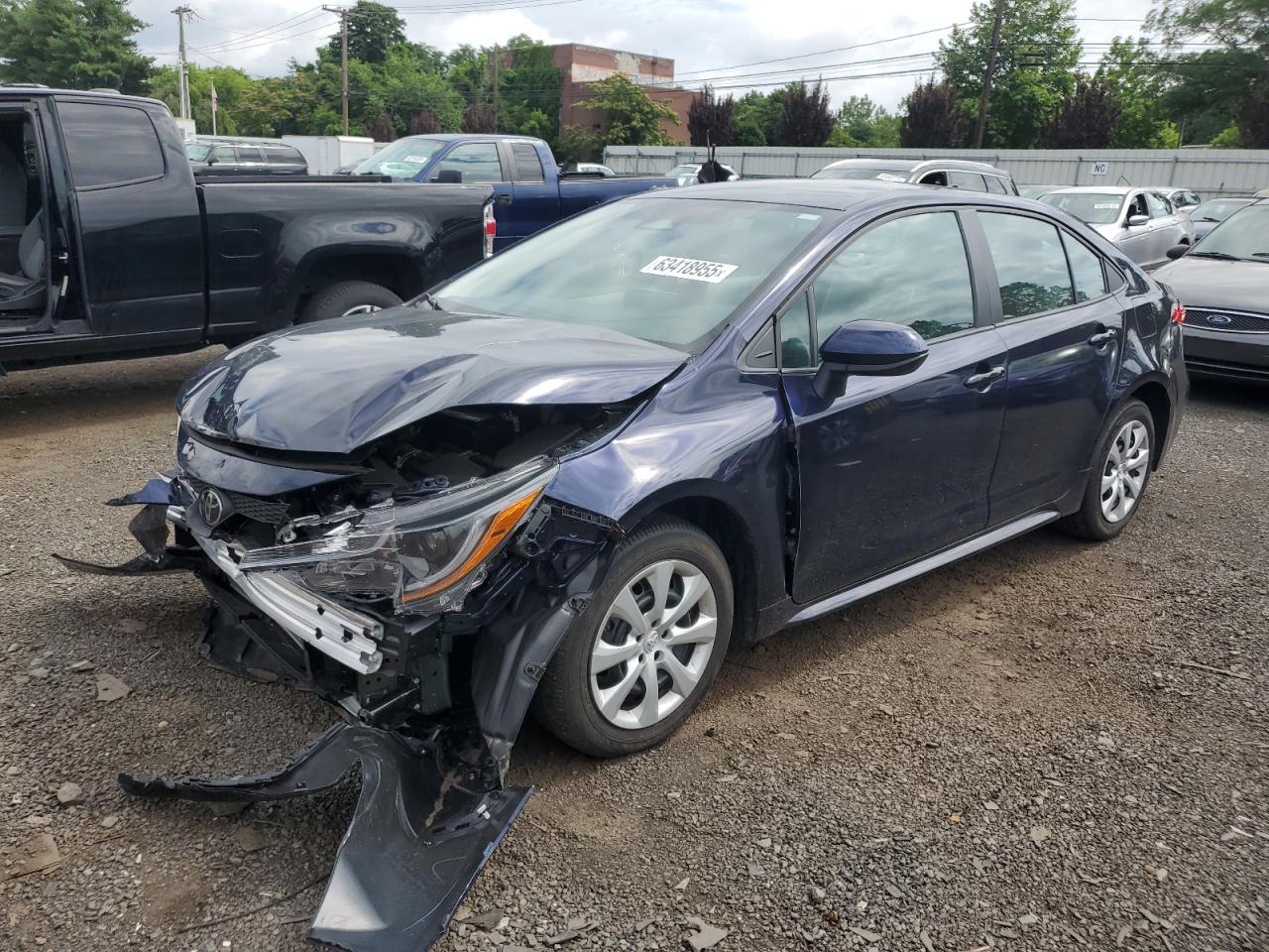 TOYOTA COROLLA LE  *5YFB4MDE4RP164199*