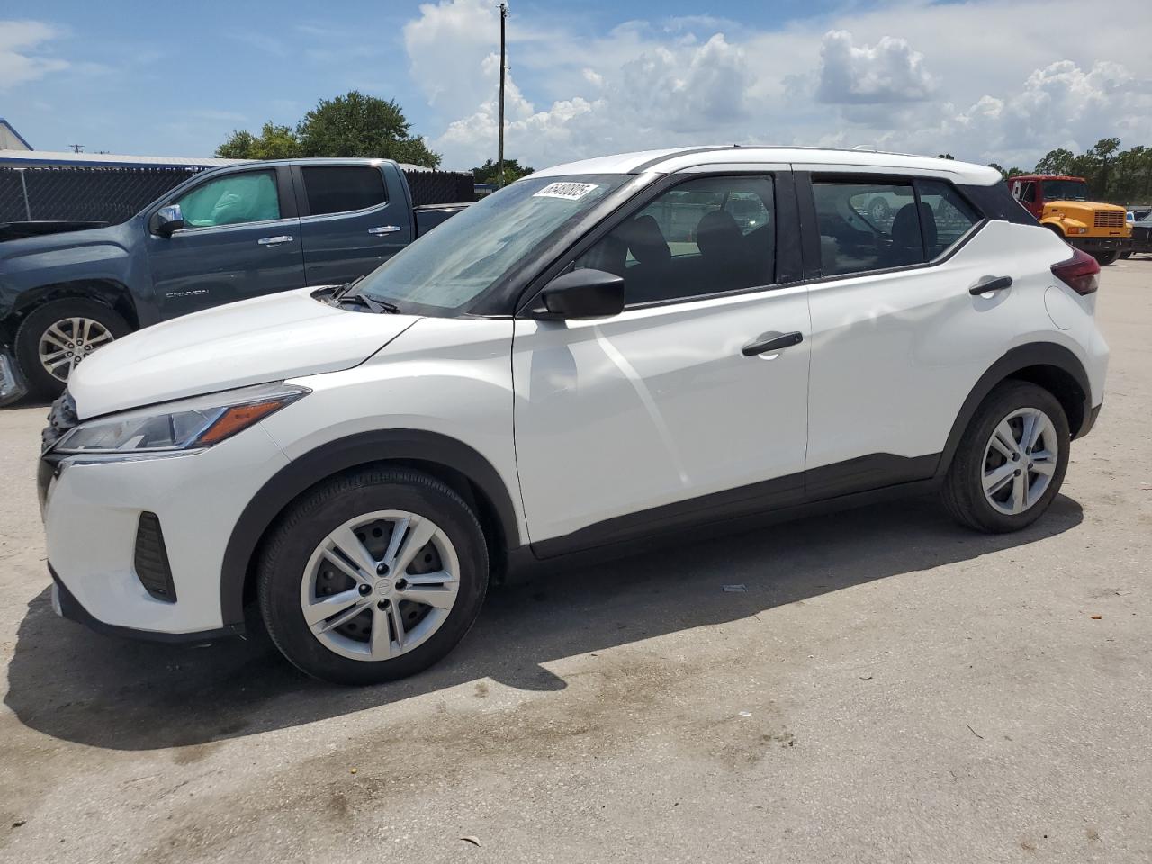 NISSAN KICKS S  *3N1CP5BV9NL519334*