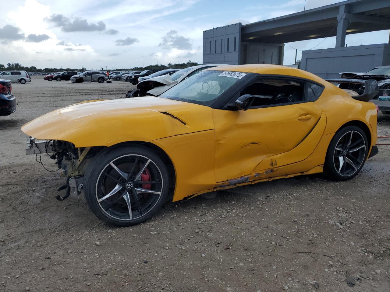 TOYOTA SUPRA BASE  *WZ1DB0C06NW046509*