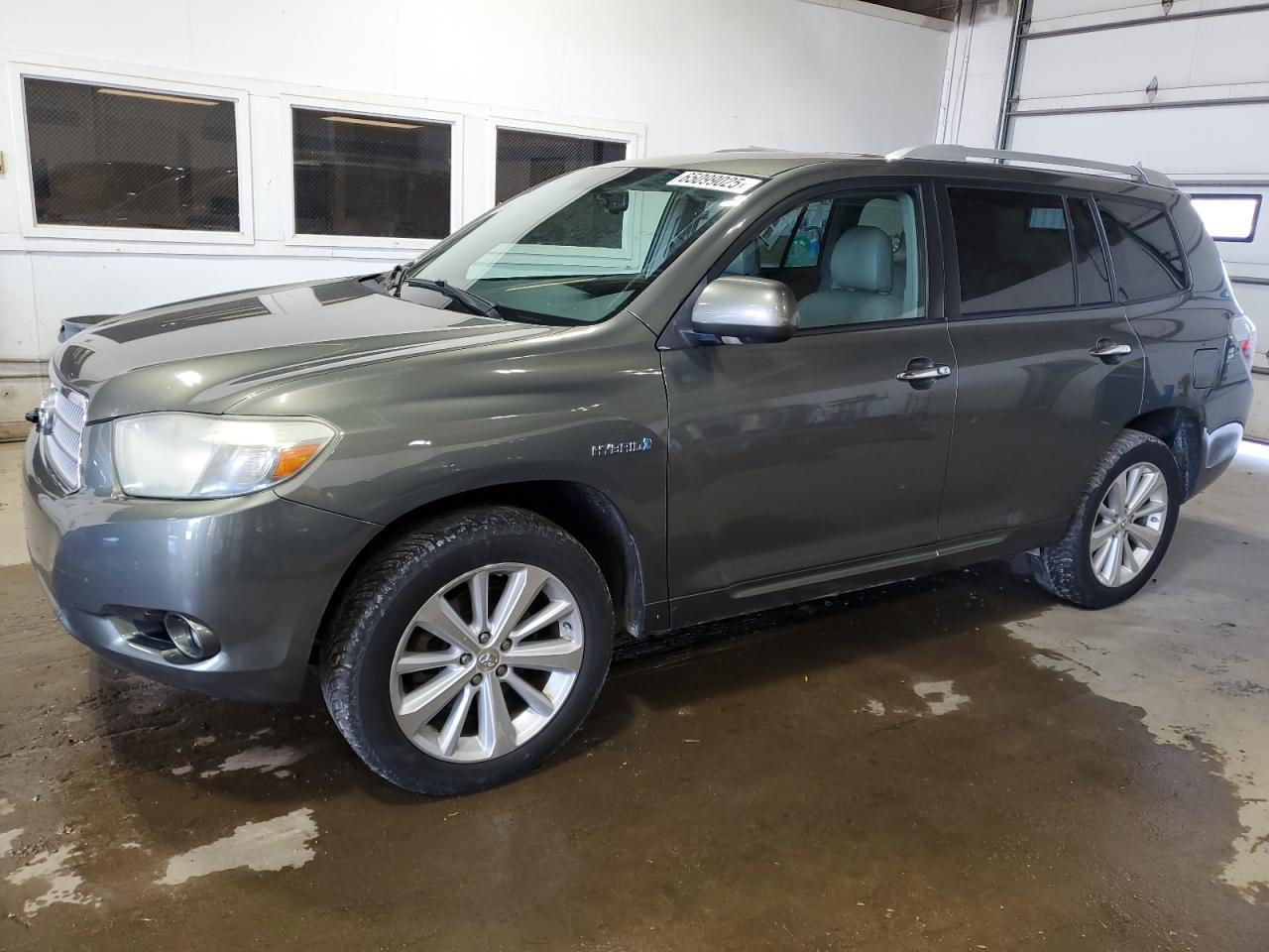 TOYOTA HIGHLANDER   *JTEEW44A092035522*