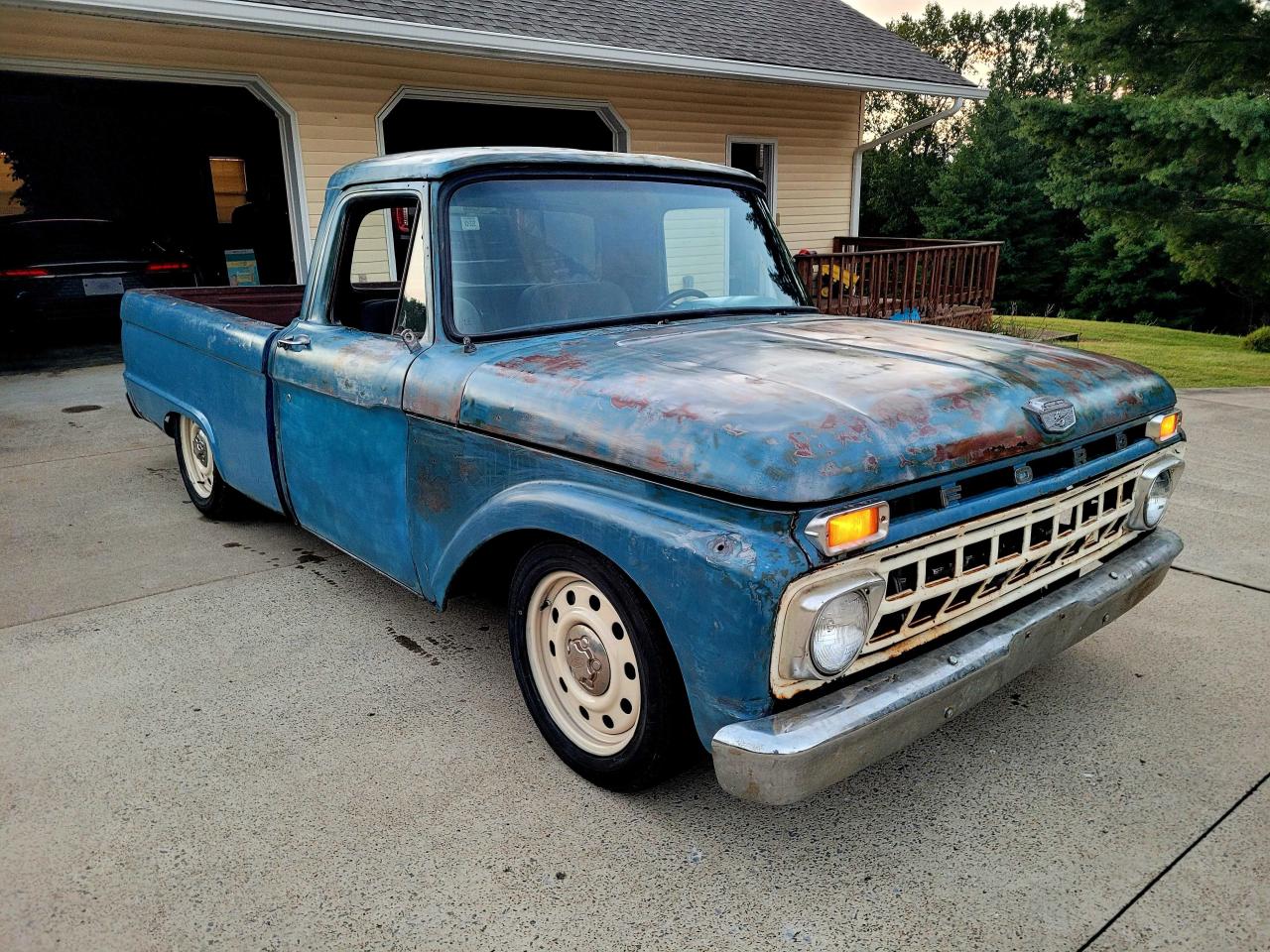 FORD F100   *F10DK709012*