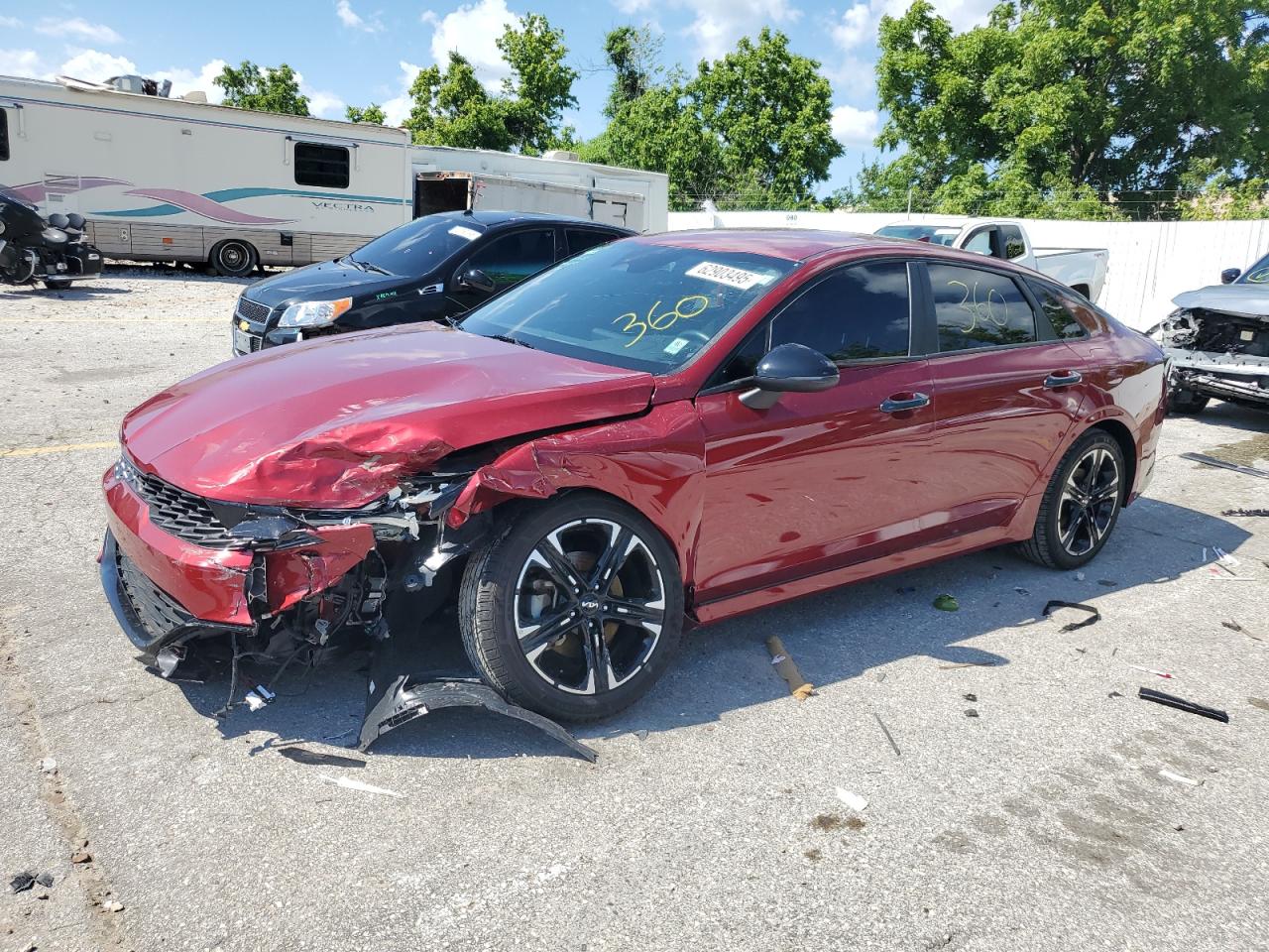 KIA K5 GT LINE  *5XXG64J26NG152200*