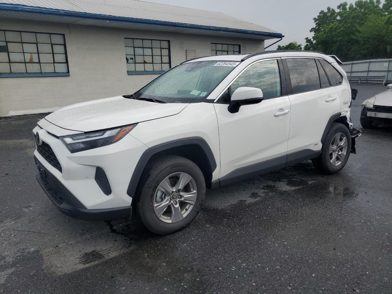 TOYOTA RAV4 XLE  *2T3RWRFV5SW284236*