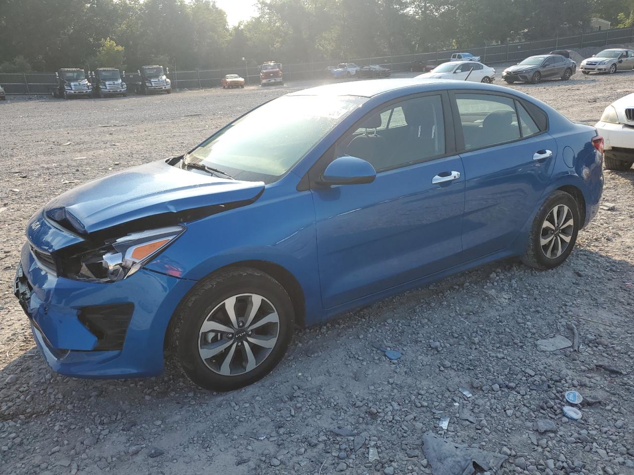 KIA RIO LX  *3KPA24ADXPE519145*