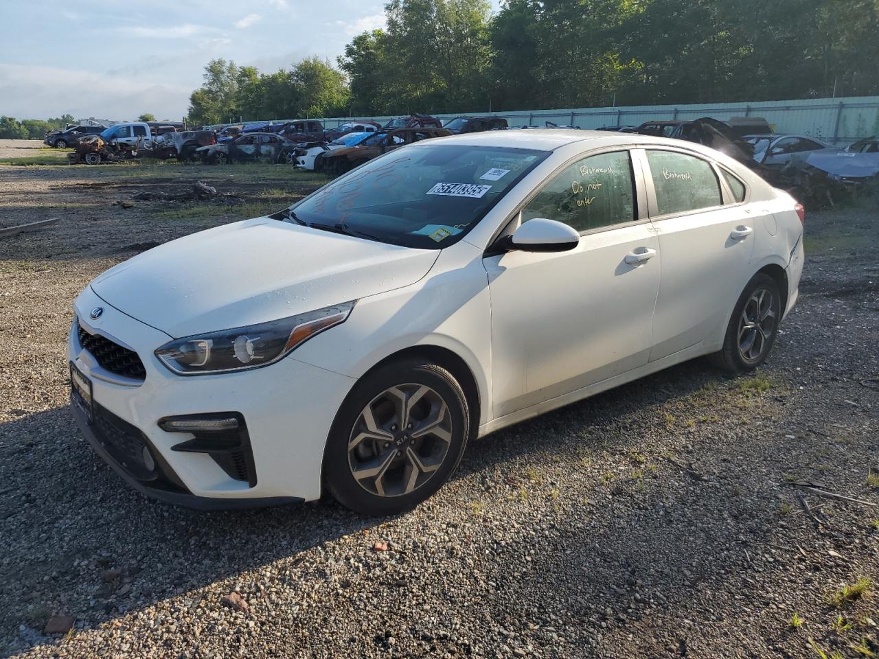 KIA FORTE FE  *3KPF24ADXME267219*