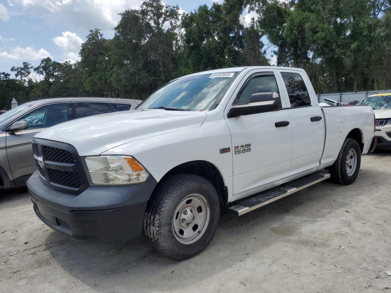 RAM 1500 ST  *1C6RR7FT5ES178996*
