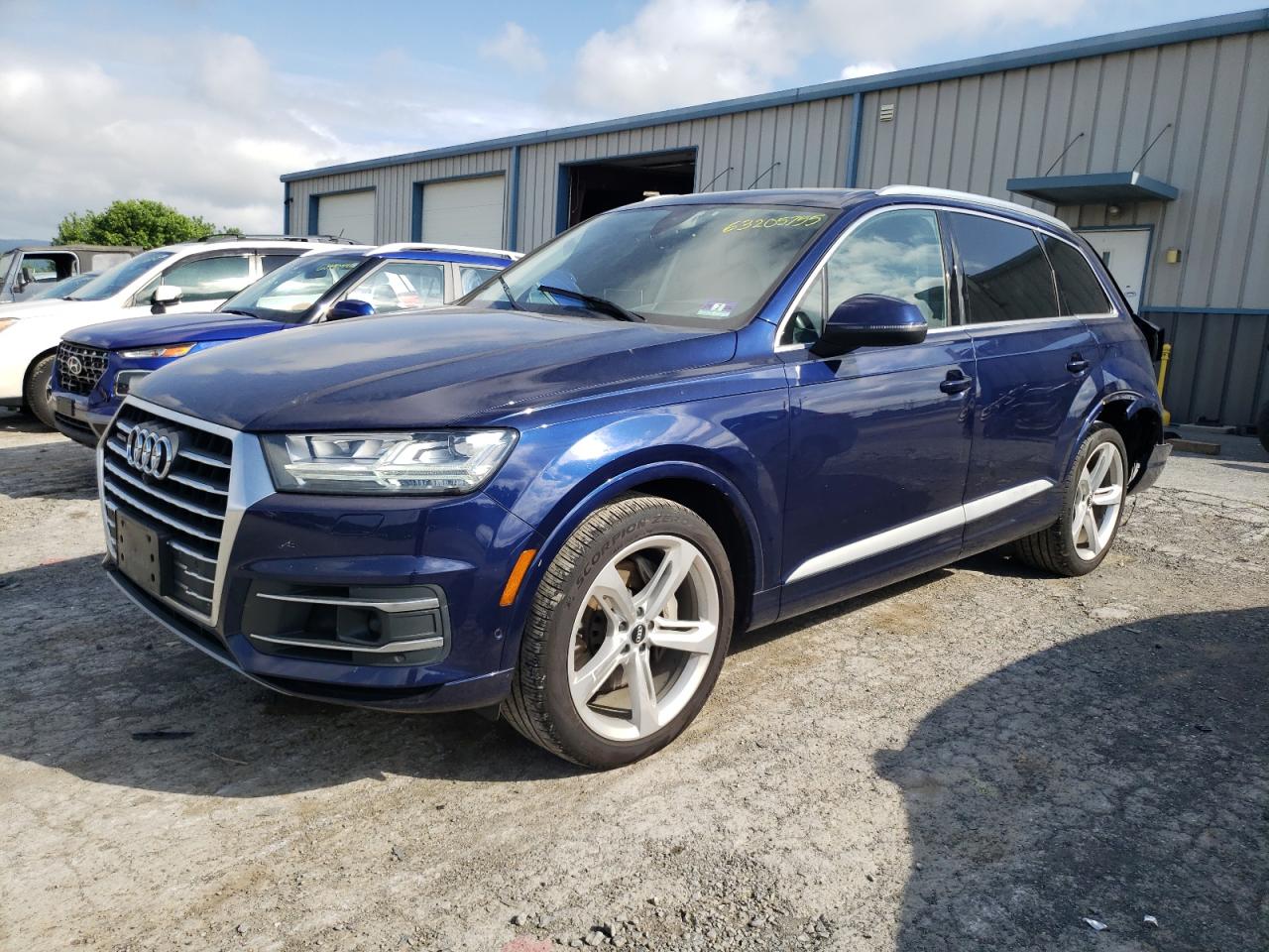 vehicle photo