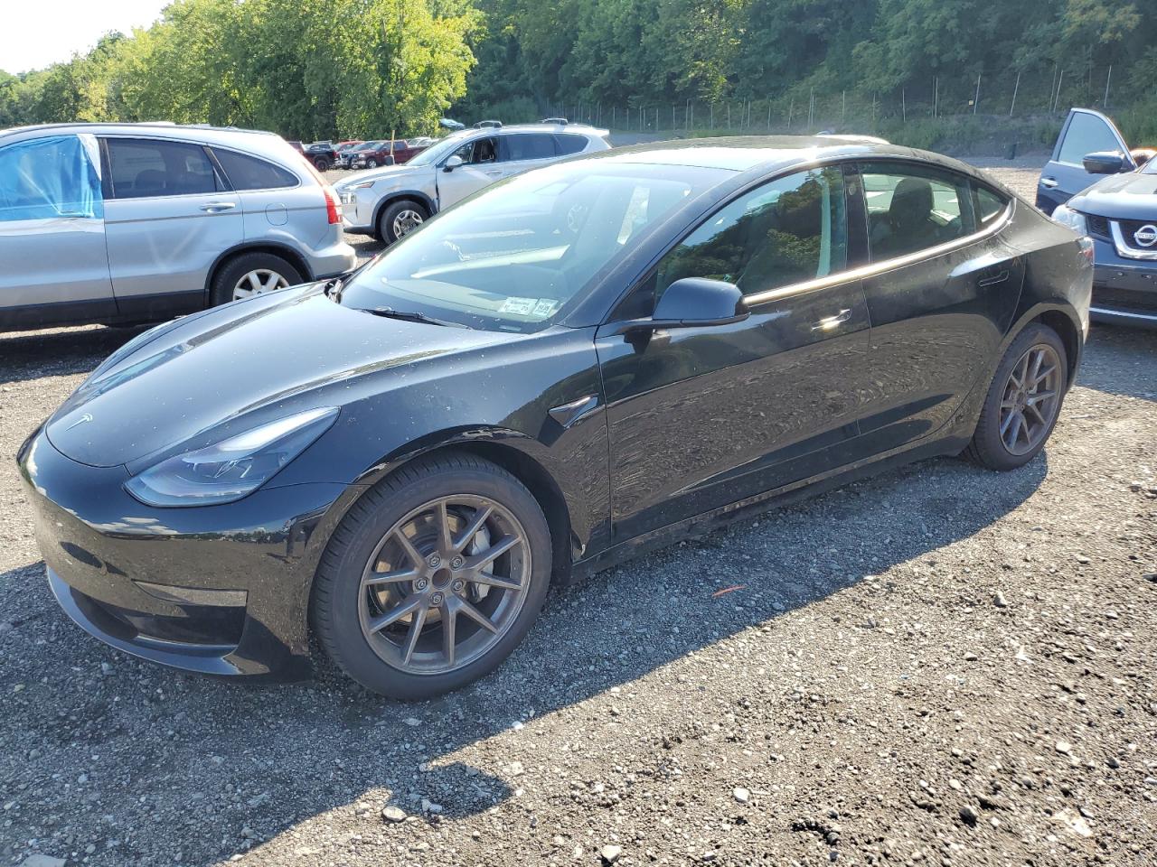 TESLA MODEL 3   *5YJ3E1EA9NF115730*