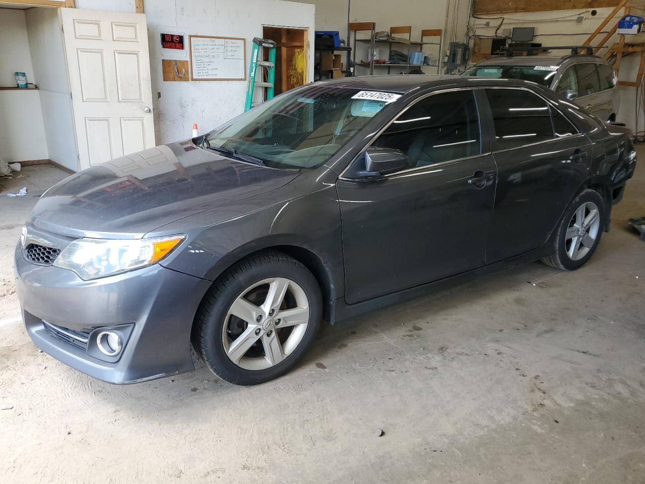 TOYOTA CAMRY BASE  *4T1BF1FK9CU583473*