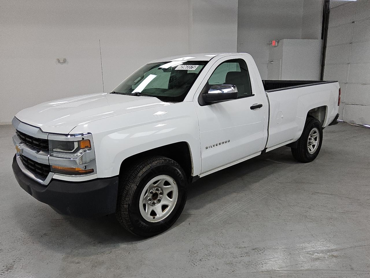 CHEVROLET SILVERADO  *1GCNCNEH5JZ181098*