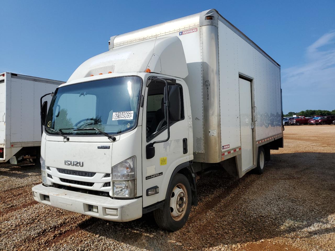 ISUZU NPR HD  *54DC4W1C9HS800367*