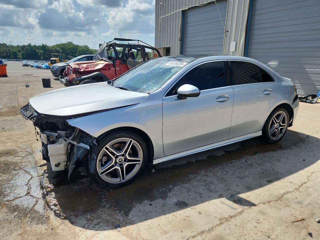 MERCEDES-BENZ A-CLASS A 220 4MAT  *W1K3G4FBXMJ291914*