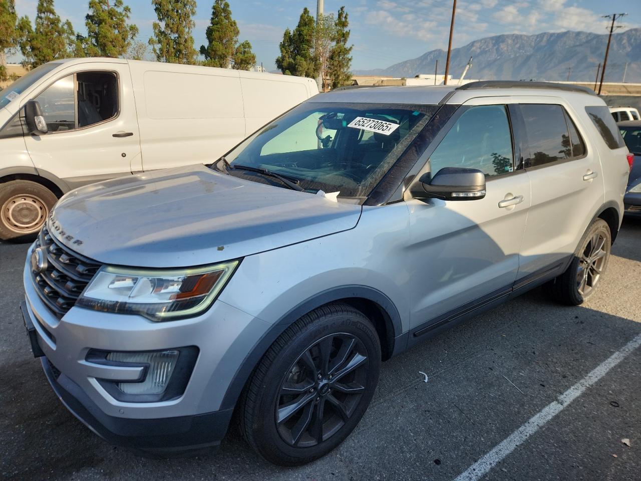 FORD EXPLORER X  *1FM5K7D81HGA03724*